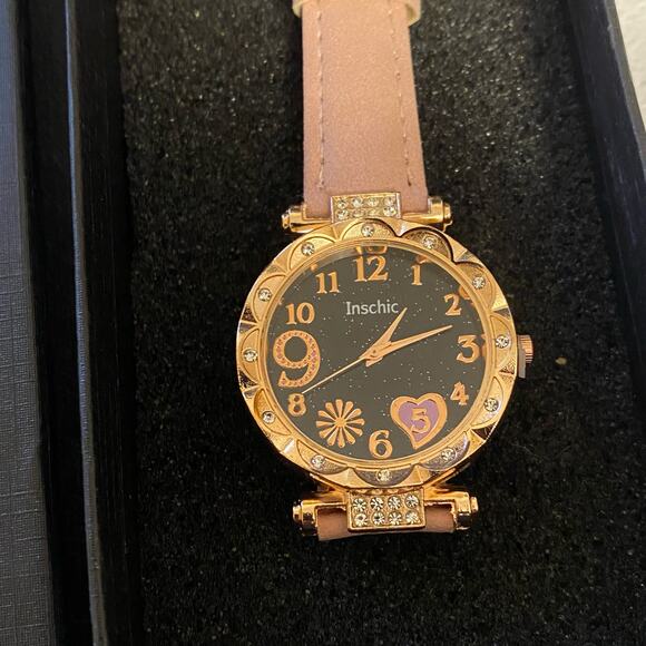 Izzy and Liv Pink Tone Watch with “That Melanin” Pendant New in Box - Picture 13 of 13